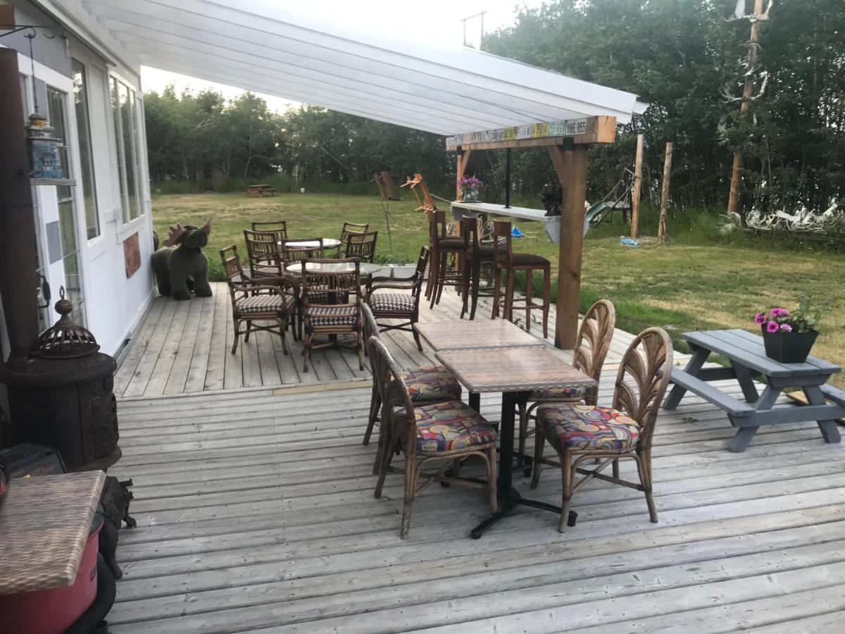Six Mile River Resort Tagish Экстерьер фото