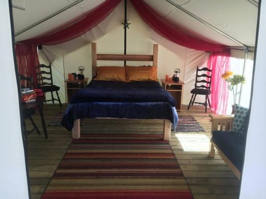 Six Mile River Resort Tagish Экстерьер фото
